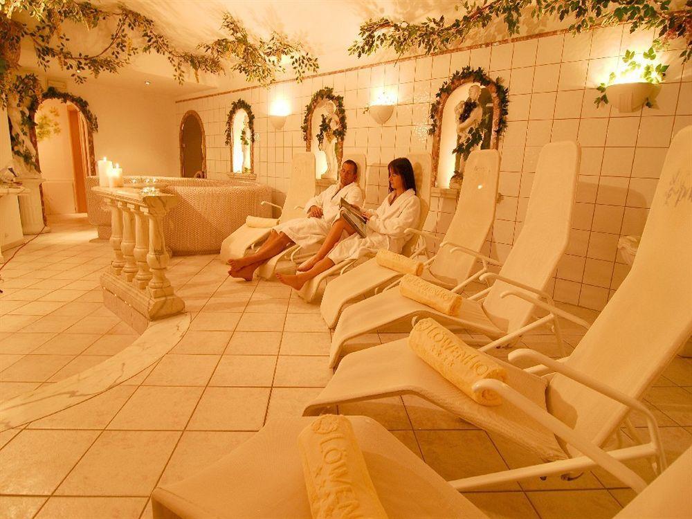 Hotel Loewenhof بريسّانوني المظهر الخارجي الصورة