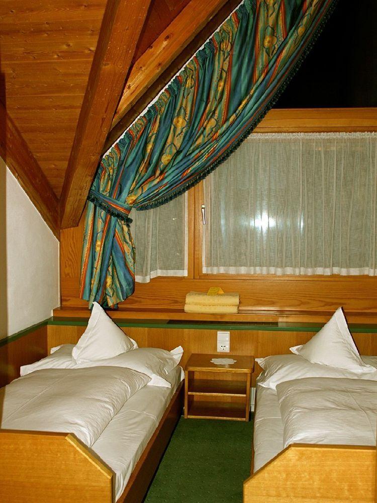 Hotel Loewenhof بريسّانوني المظهر الخارجي الصورة